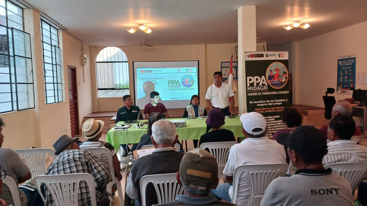 Taller de Sensibilizacion dirigida a autoridades locales y gremios de productores del Centro Poblado Ventanilla en Cajamarca